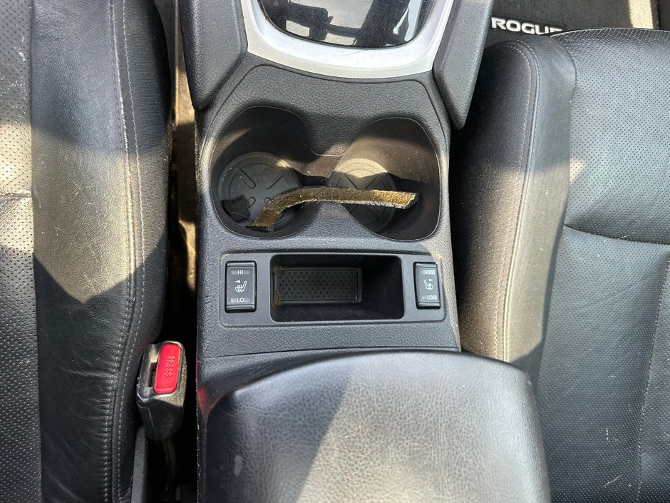 Nissan Rogue SL 2015-13