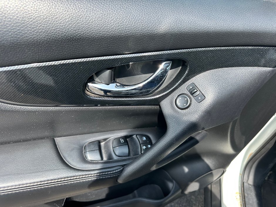 Nissan Rogue SL 2015-4