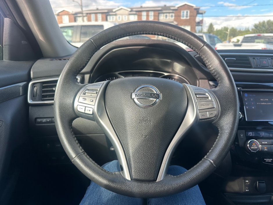 2015 Nissan Rogue SL AWD-9