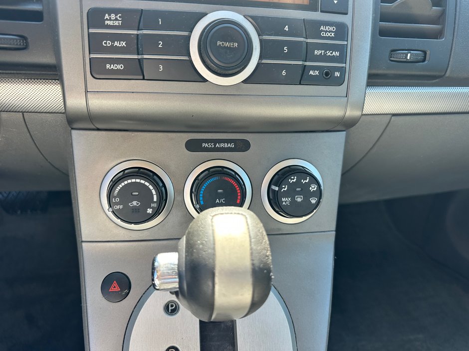 Nissan Sentra 2.0 FE+ 2009-8