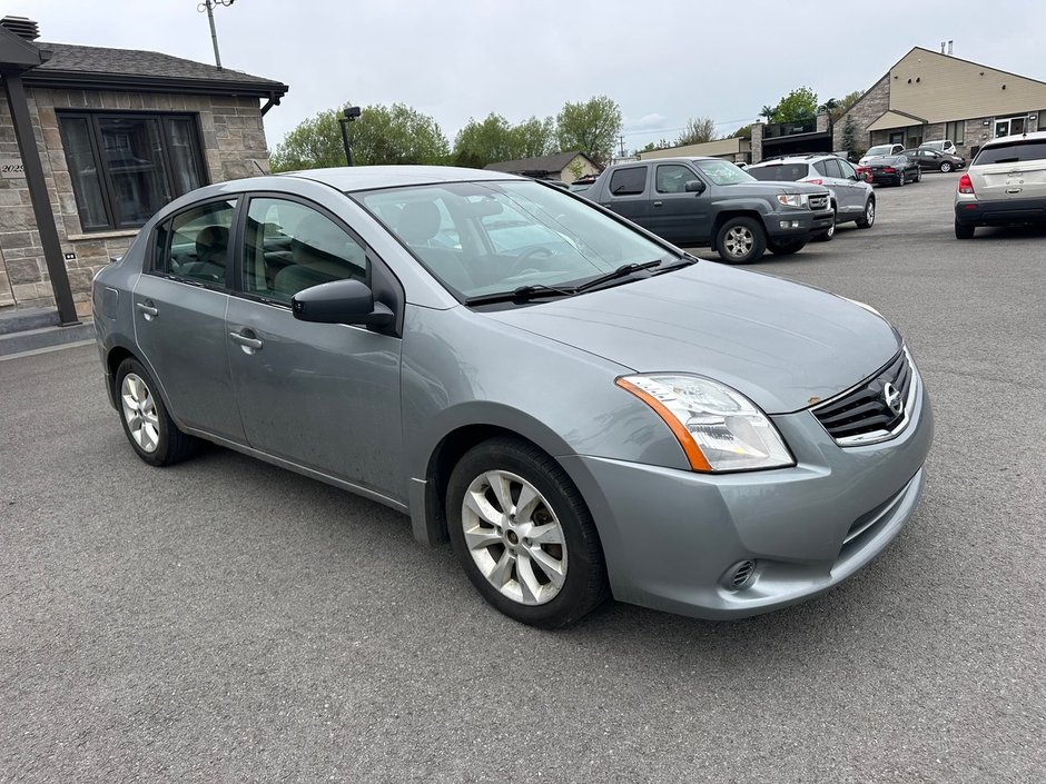 Nissan Sentra 2.0 2011-0