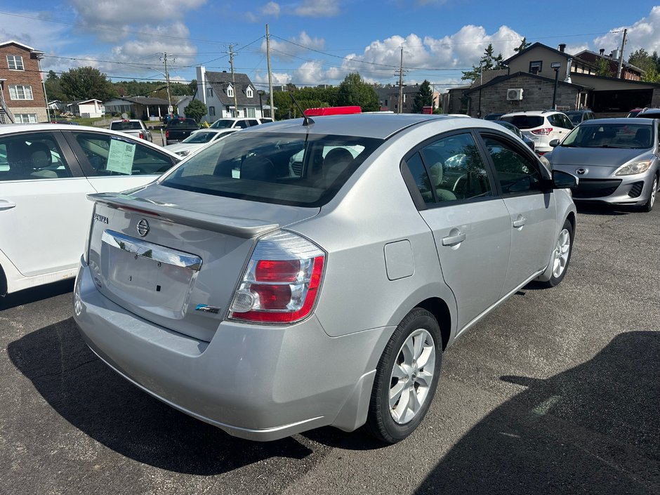 Nissan Sentra 2.0 2011-3