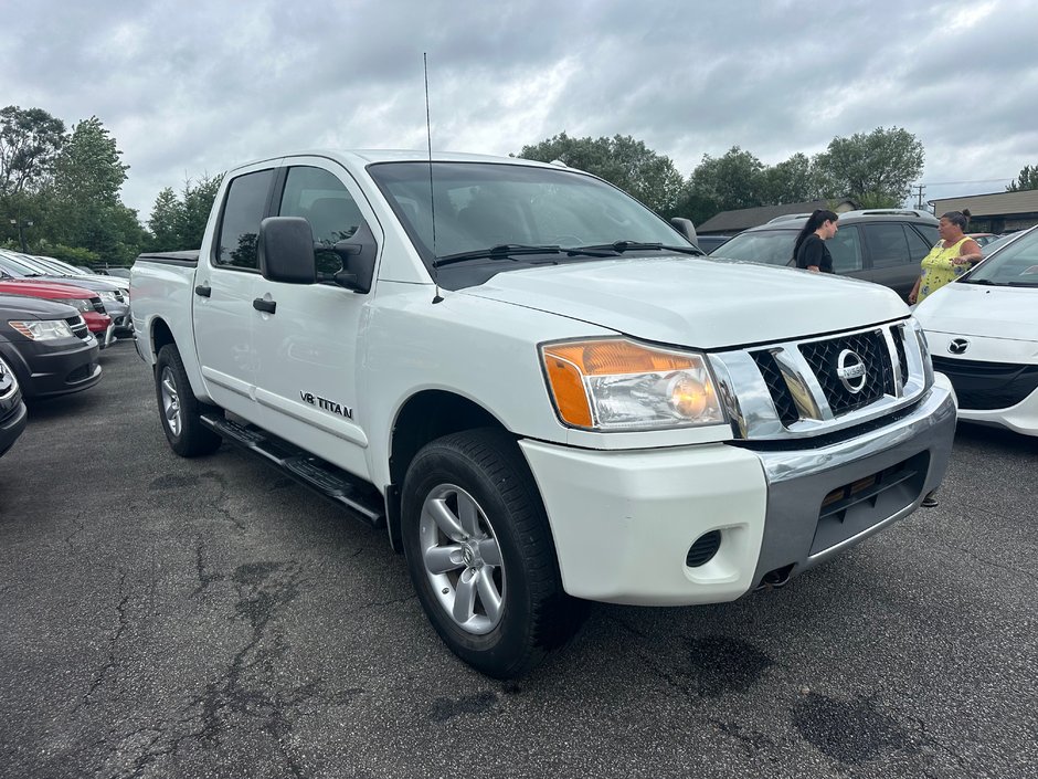 2015 Nissan Titan SV 4 X4-0