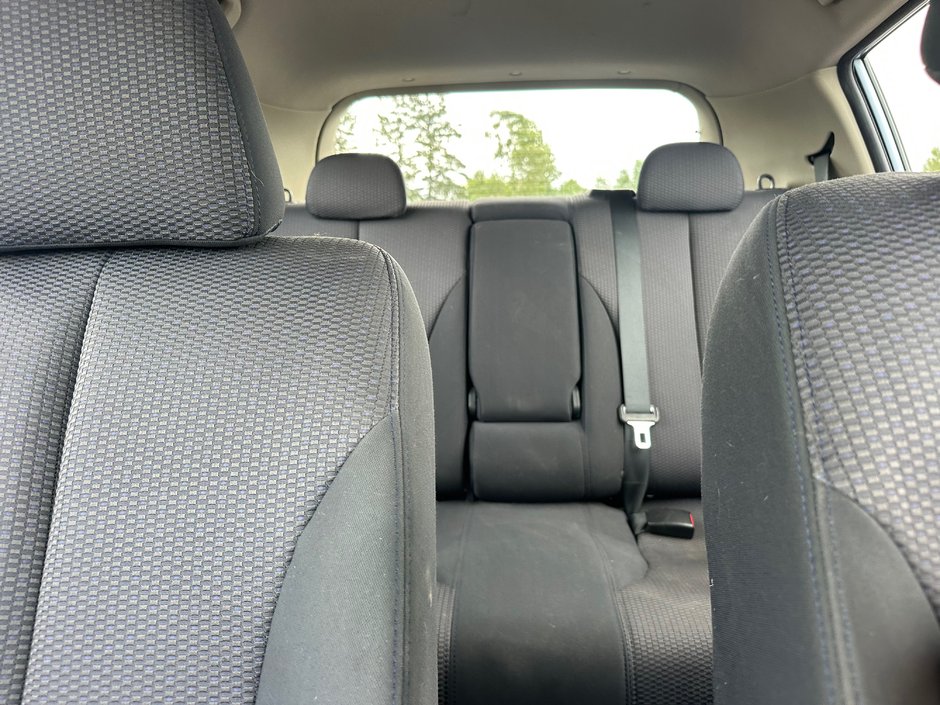Nissan Versa 1.8 SL 2009-8