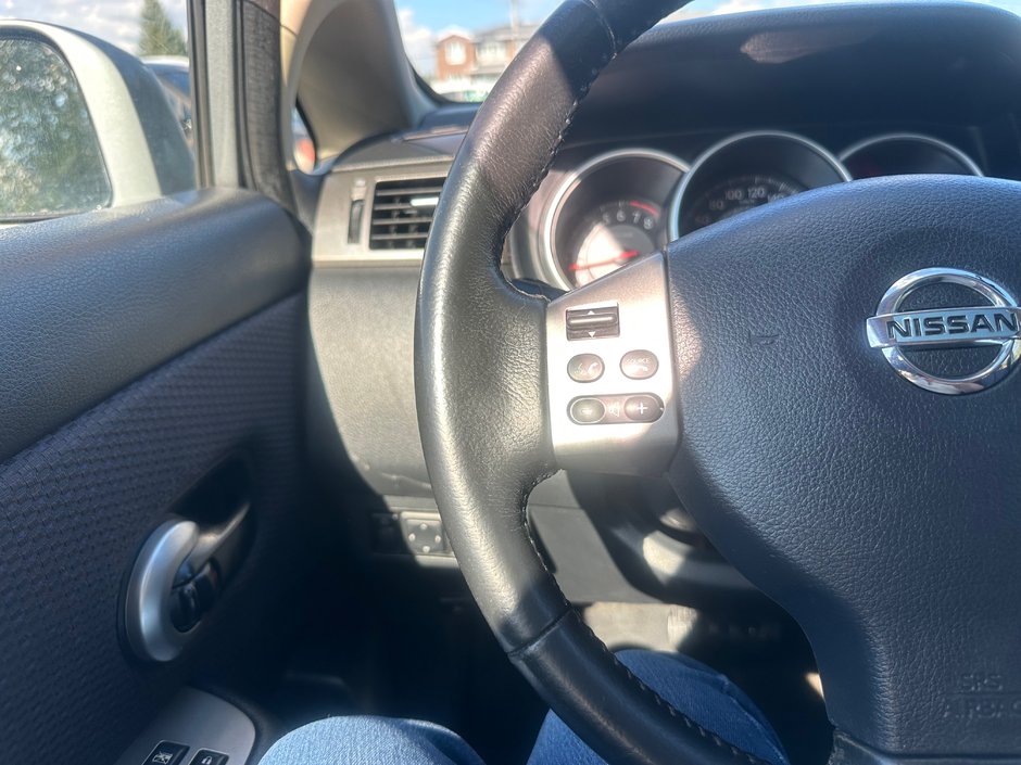 2009 Nissan Versa 1.8 SL-8