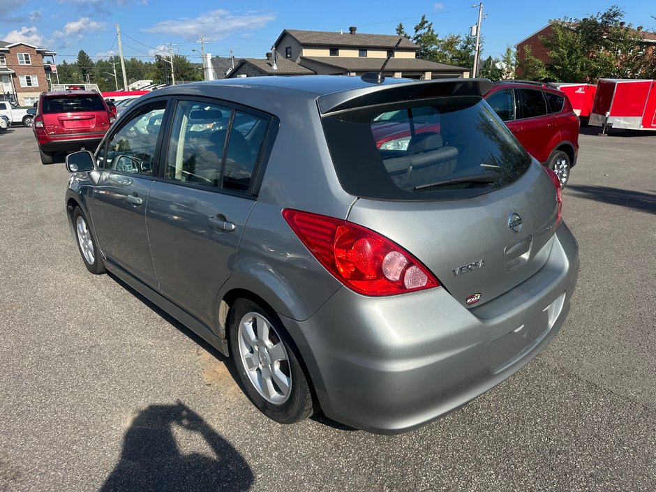 2009 Nissan Versa 1.8 SL-3