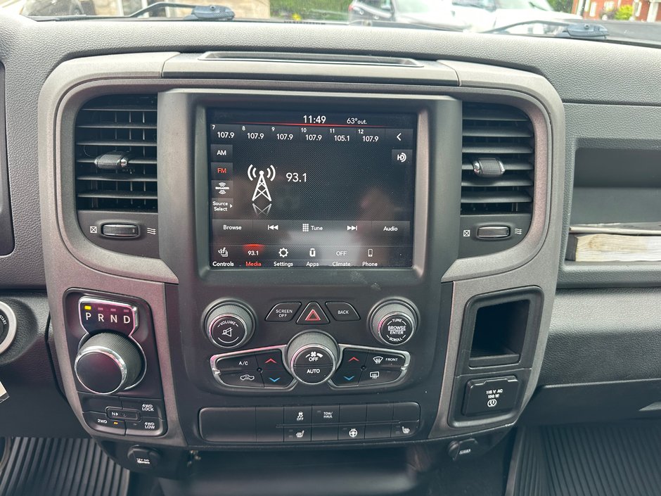 2020 Ram 1500 Classic Express-12