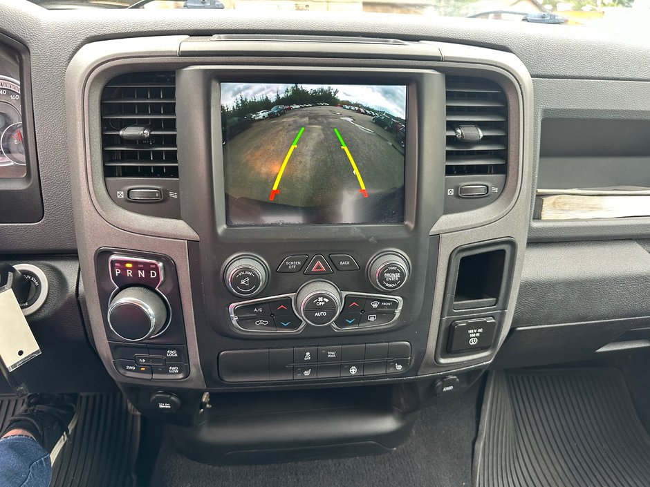 2020 Ram 1500 Classic Express-18