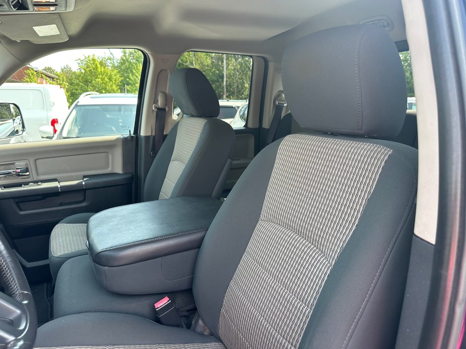 2012 Ram 1500 Big Horn-9