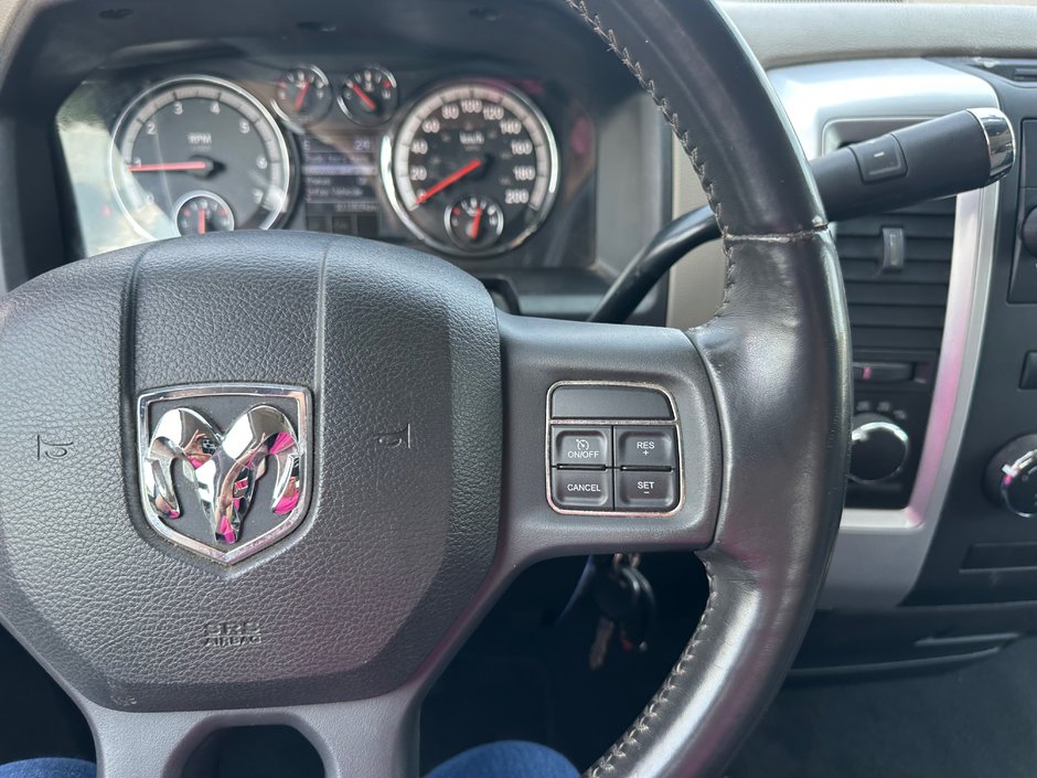 2012 Ram 1500 Big Horn-14
