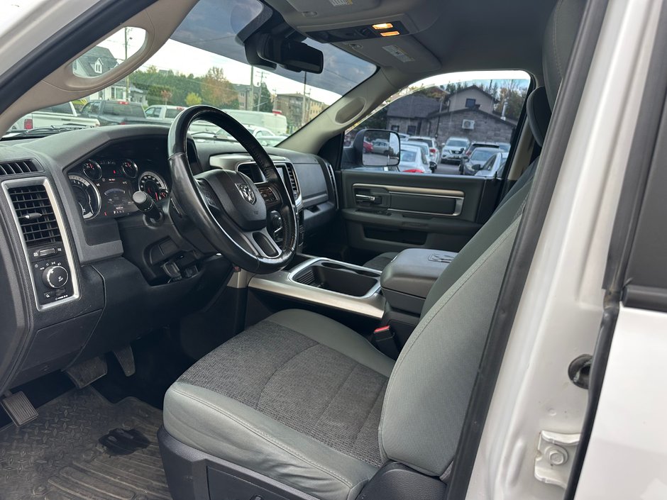 2016 Ram 1500 Outdoorsman-5