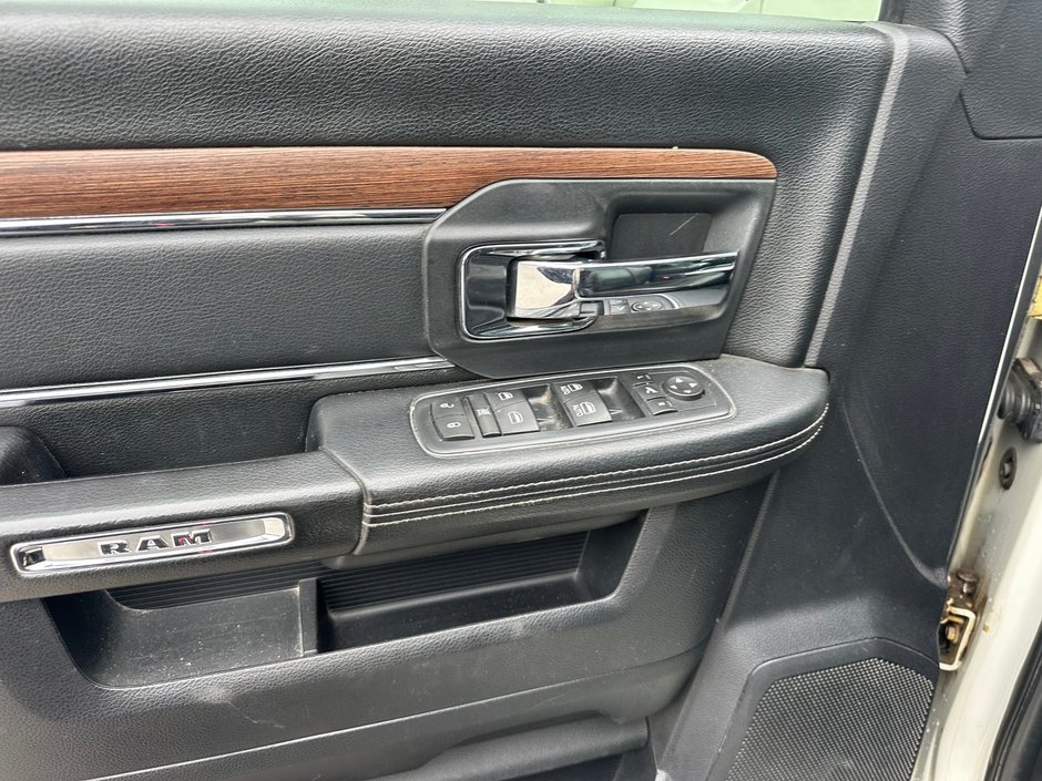 2016 Ram 2500 Laramie Cummins Turbo Diesel-7
