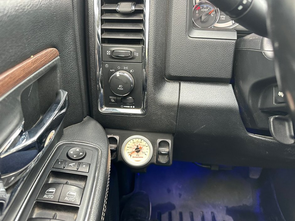 2016 Ram 2500 Laramie Cummins Turbo Diesel-17
