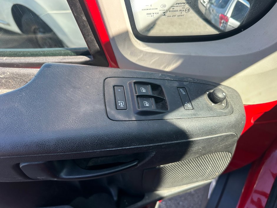 Ram ProMaster Cargo Van 3500 2014-5