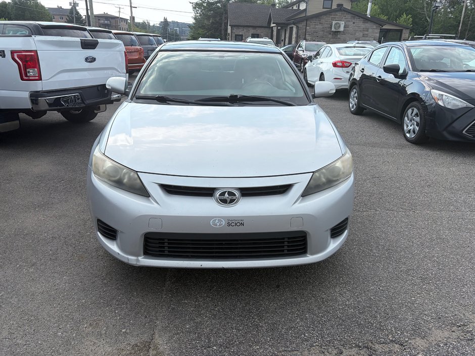 Scion tC  2011-1