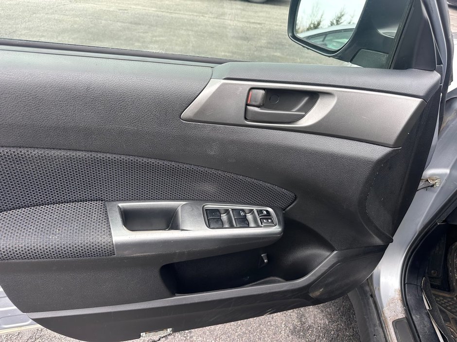 Subaru Forester 2.5X 2012-5