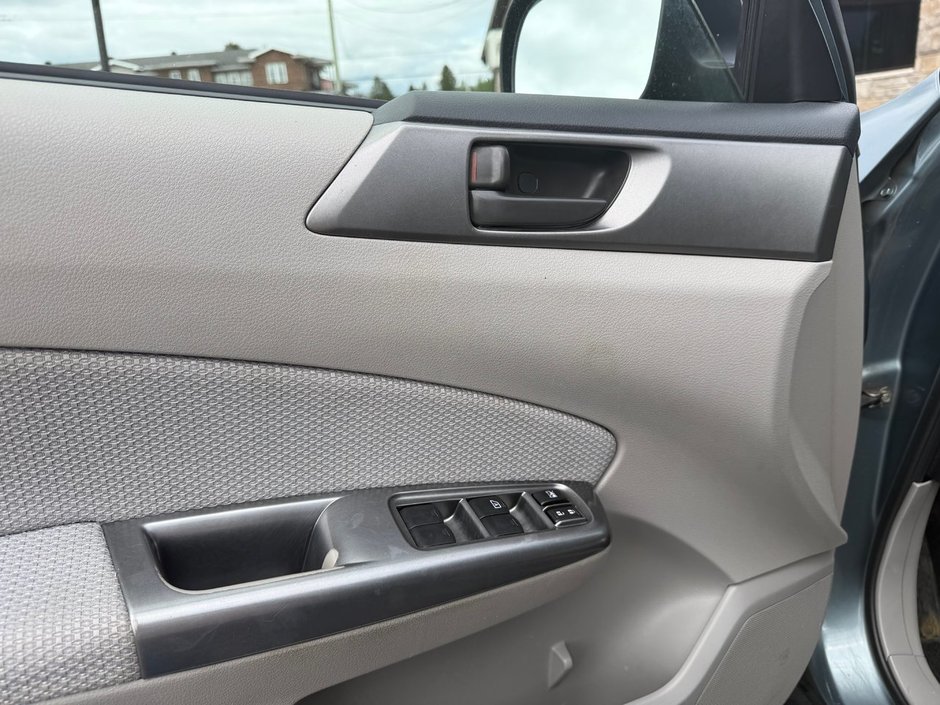 Subaru Forester X Touring 2013-8
