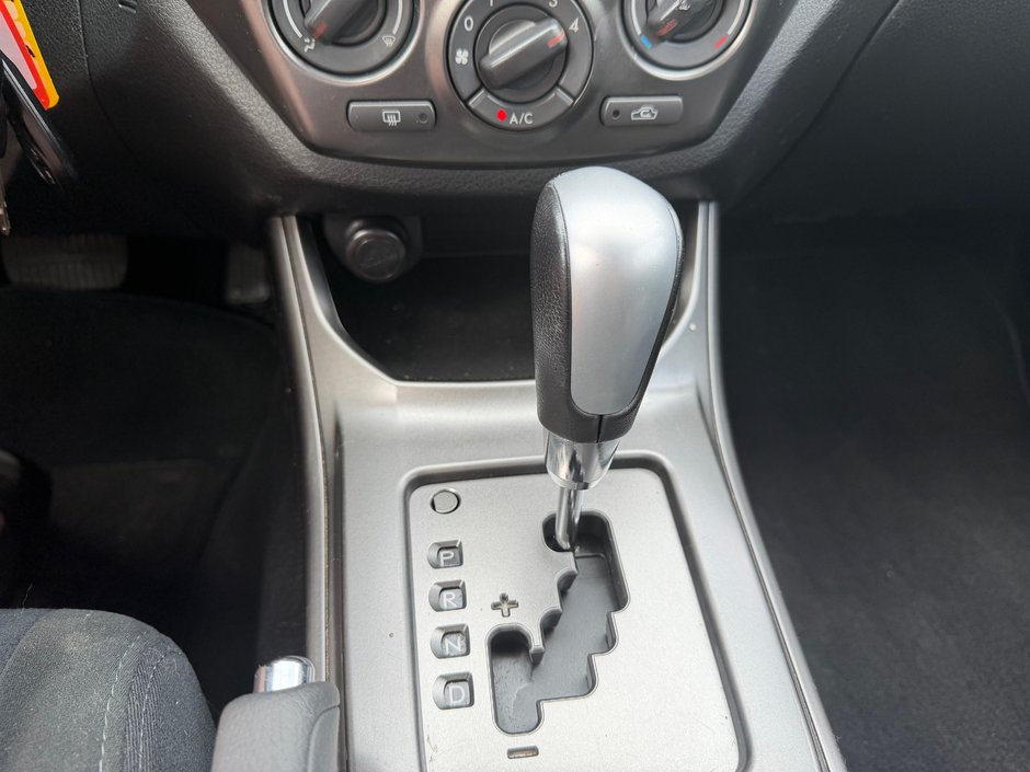 Subaru Impreza 2.5i w/Sport Pkg 2011-12