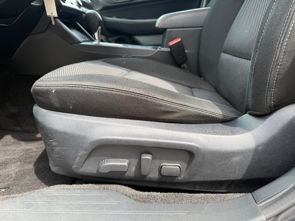 2015 Subaru Outback 2.5i-11