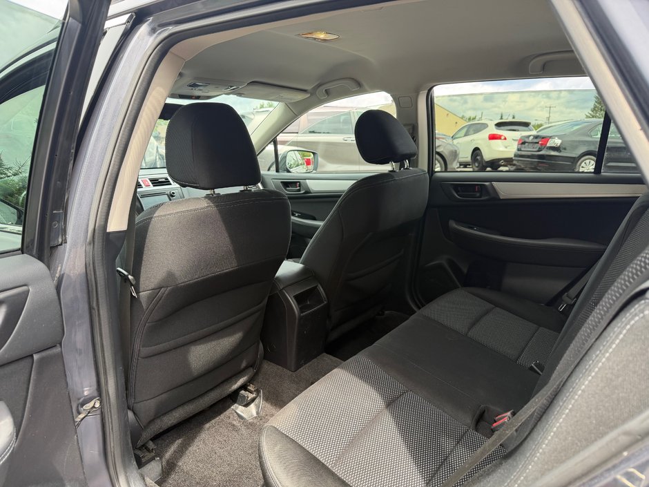 2015 Subaru Outback 2.5i-8