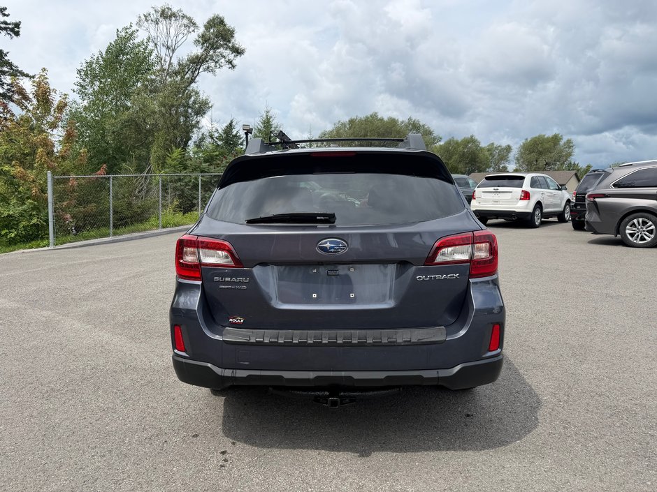 2015 Subaru Outback 2.5i-4