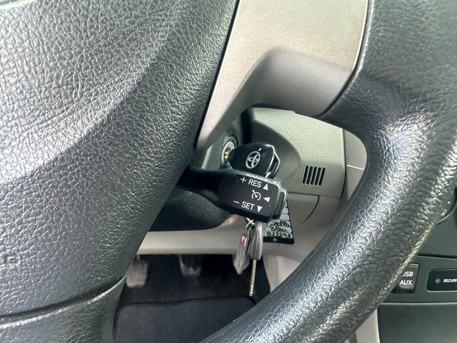 Toyota Corolla LE 2012-10