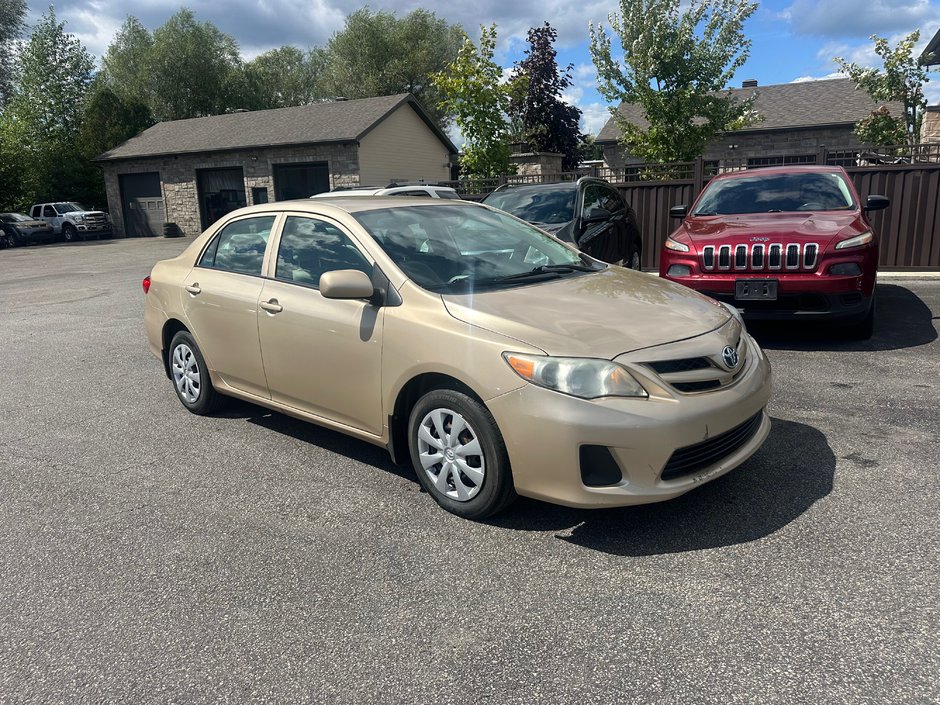 Toyota Corolla Le 2013-0
