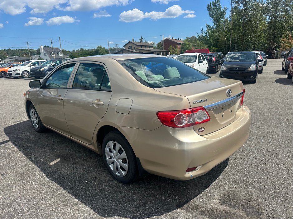 Toyota Corolla Le 2013-3