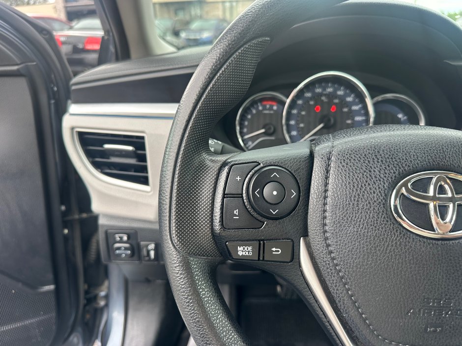2015 Toyota Corolla Le-6