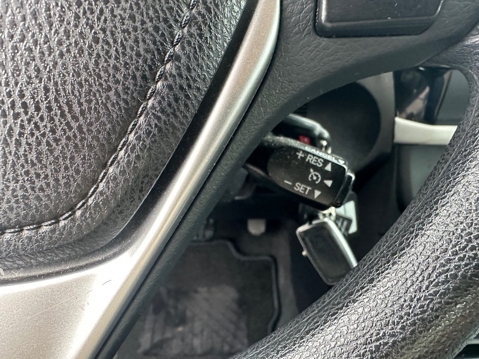 2015 Toyota Corolla Le-9