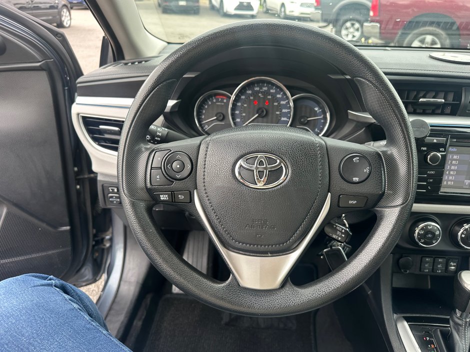 2015 Toyota Corolla Le-8