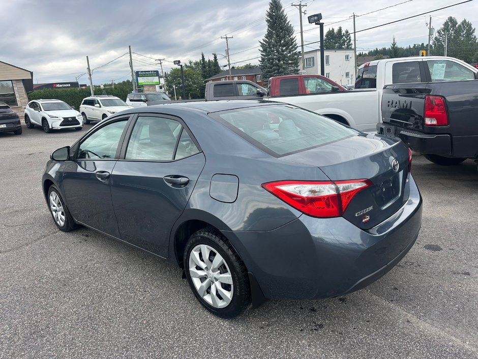 2015 Toyota Corolla Le-3