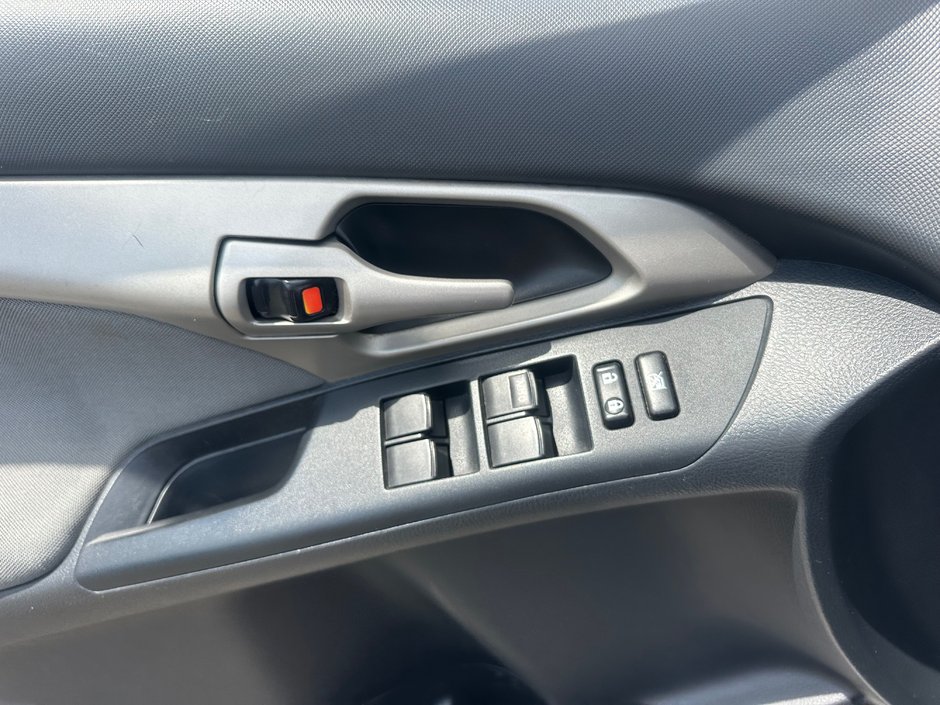 Toyota Matrix XR 2010-8