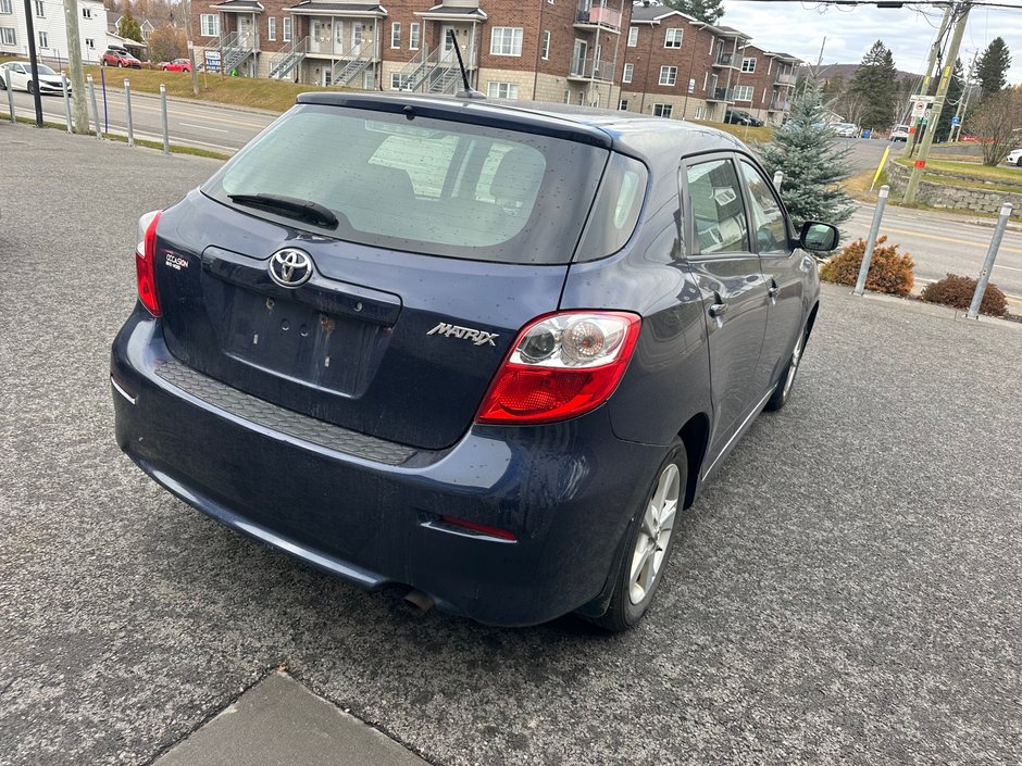 2012 Toyota Matrix-12