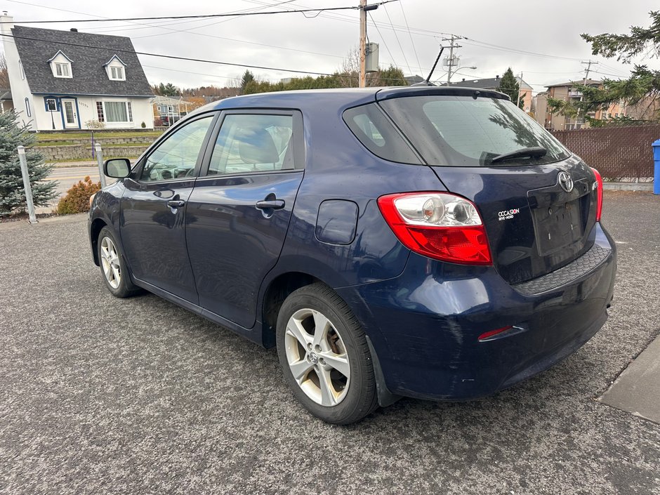 2012 Toyota Matrix-13