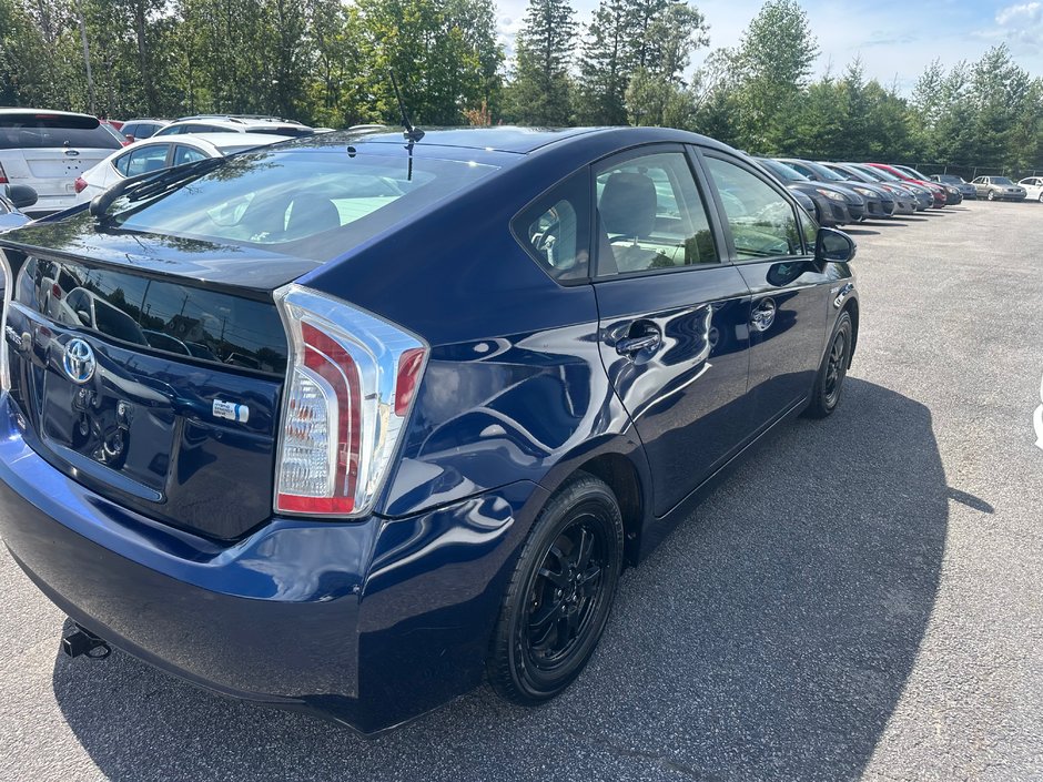 2012 Toyota Prius-2