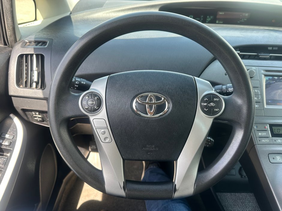 2012 Toyota Prius-11