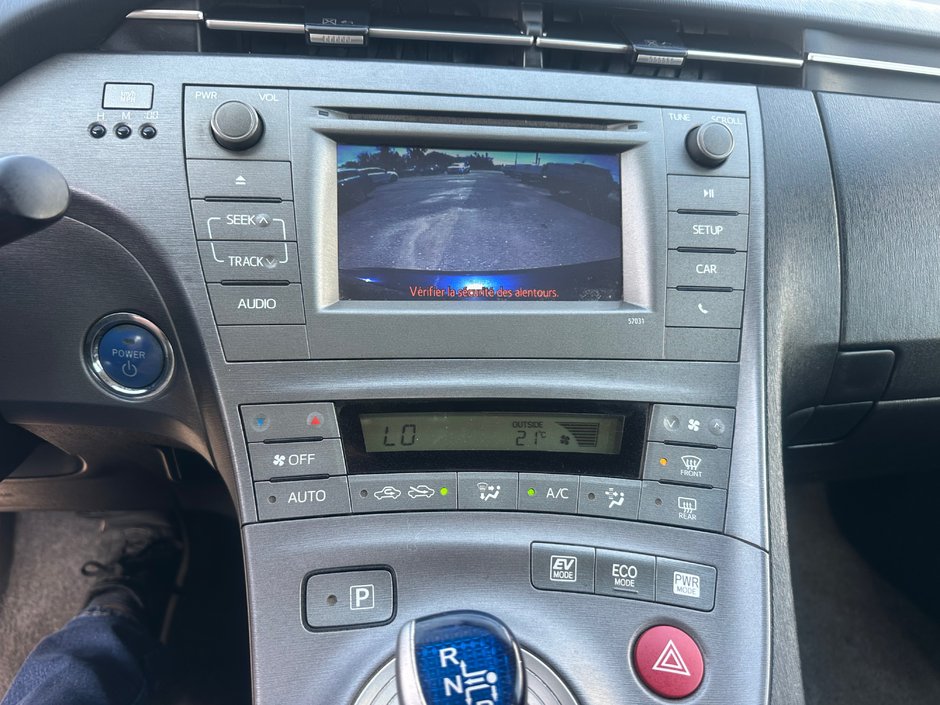 2012 Toyota Prius-13