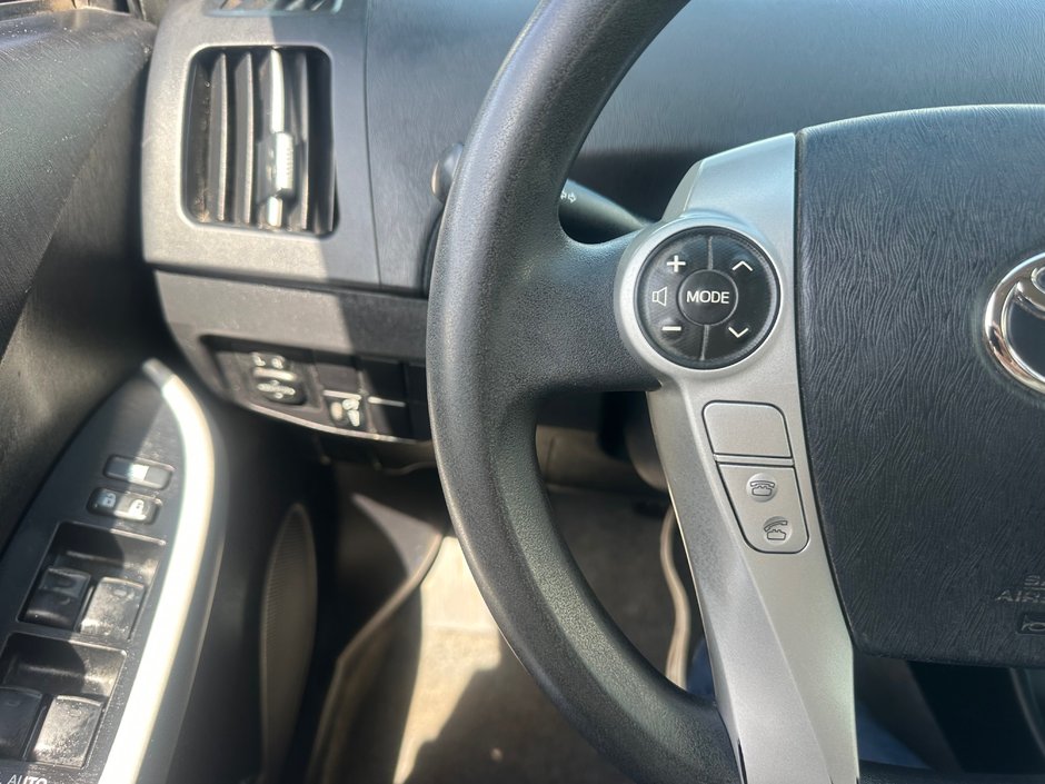 2012 Toyota Prius-9