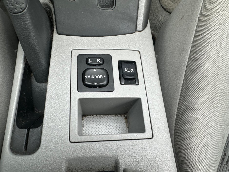 2009 Toyota RAV4 Base-10