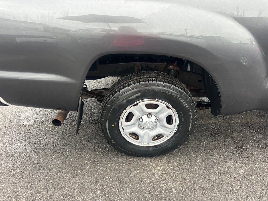 Toyota Tacoma  2013-5