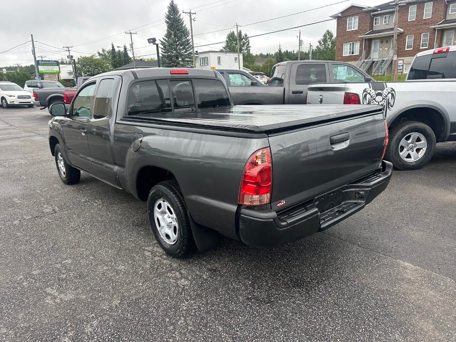 Toyota Tacoma  2013-3
