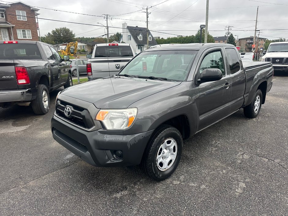 Toyota Tacoma  2013-1