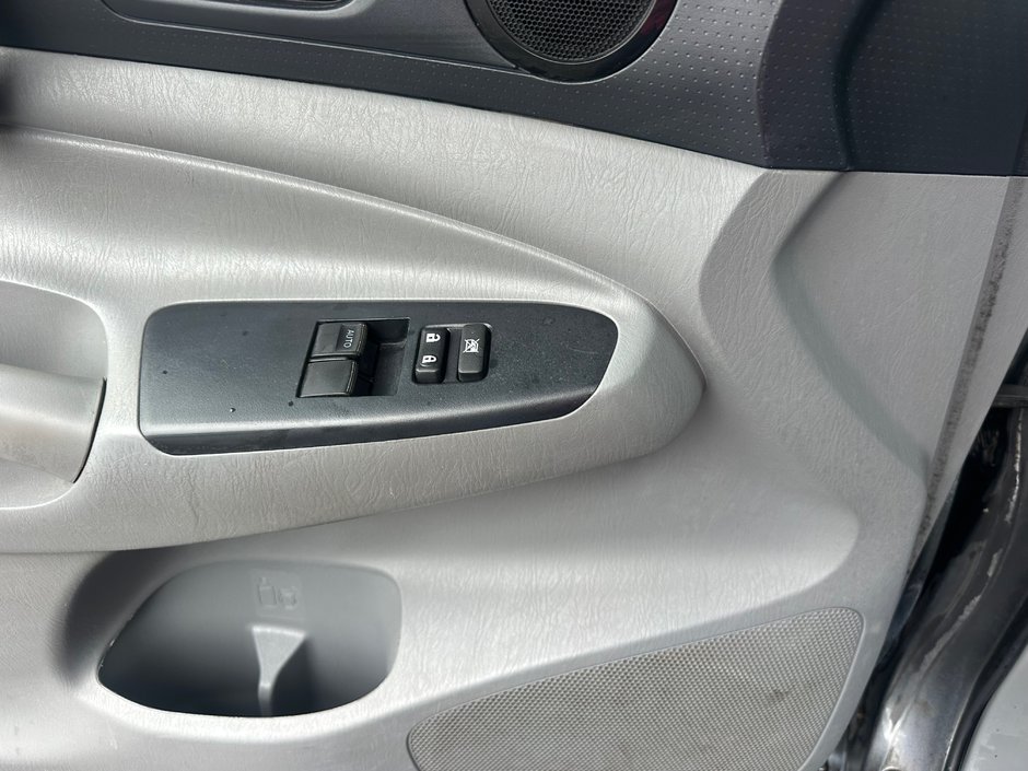 Toyota Tacoma  2013-13