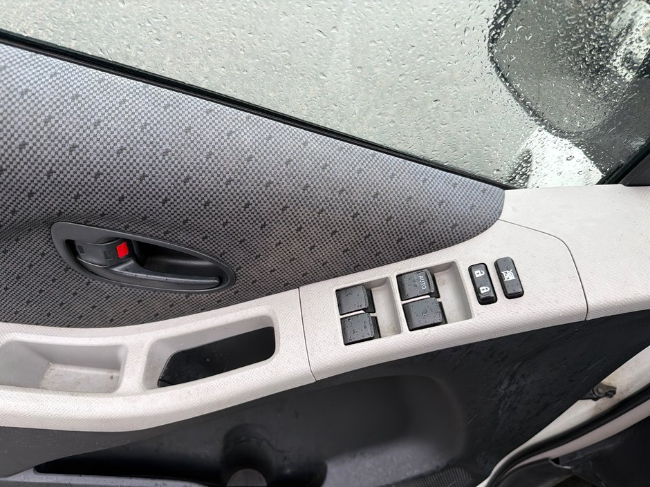 2009 Toyota Yaris-9