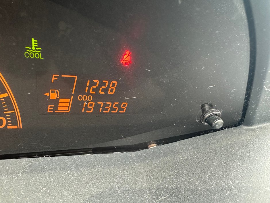 2010 Toyota Yaris-12