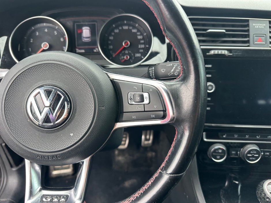 Volkswagen Golf GTI AUTOBAHN 2018-11
