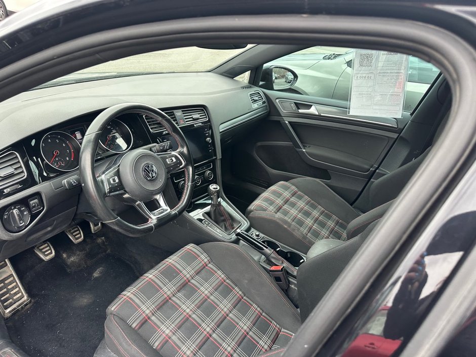 Volkswagen Golf GTI AUTOBAHN 2018-6