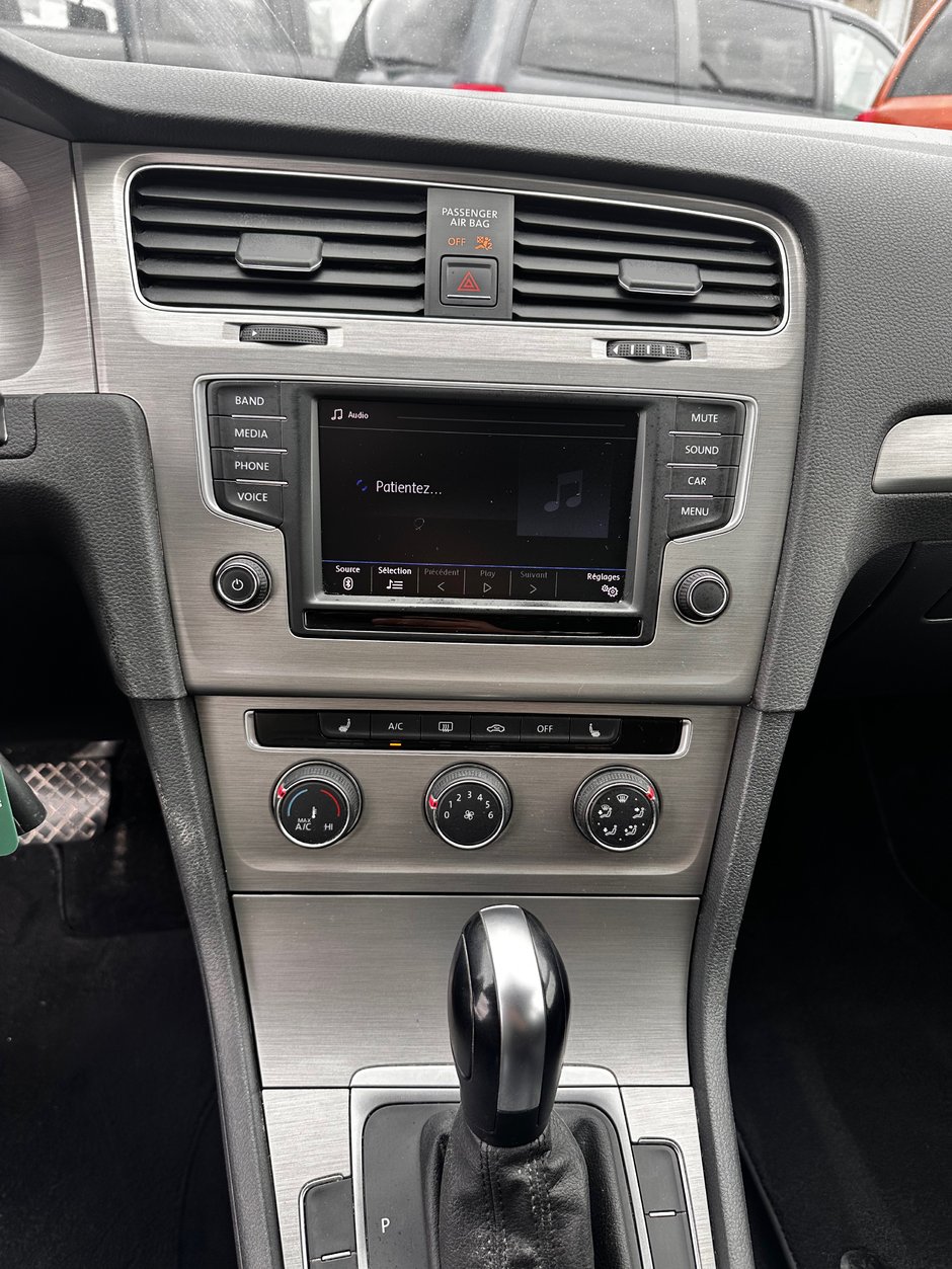 Volkswagen Golf SportWagen  2017-9