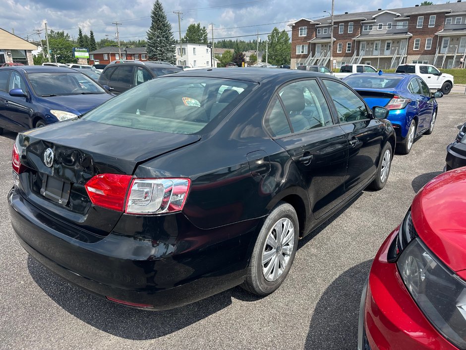 2012 Volkswagen Jetta Sedan-2